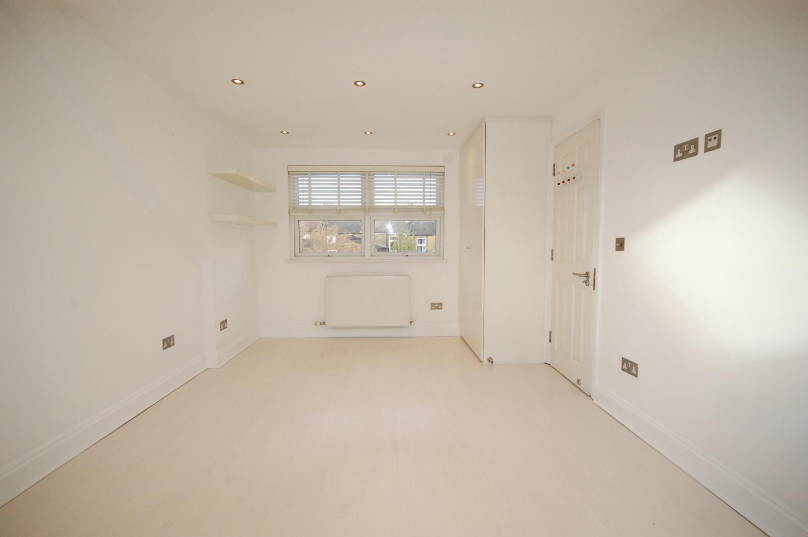 Gathorne Road, Wood Green, London